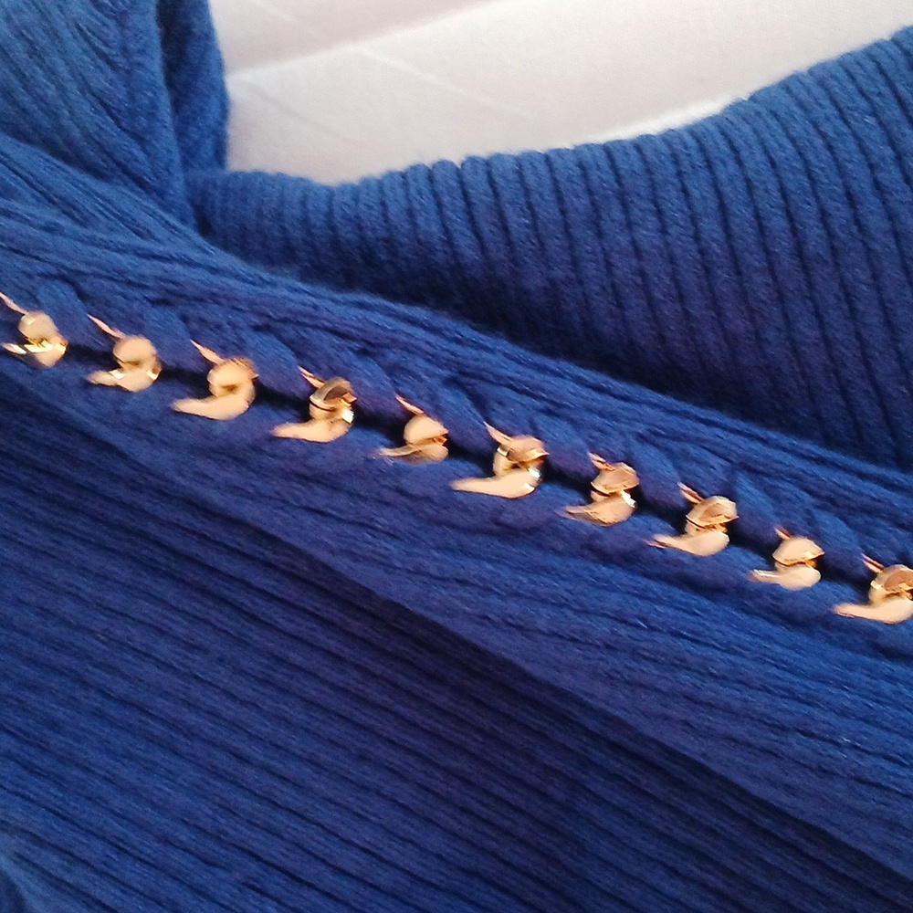 Blue Sweater with Gold Studded Sleeves TAHARI LARGE BNWT - Picture 5 of 8